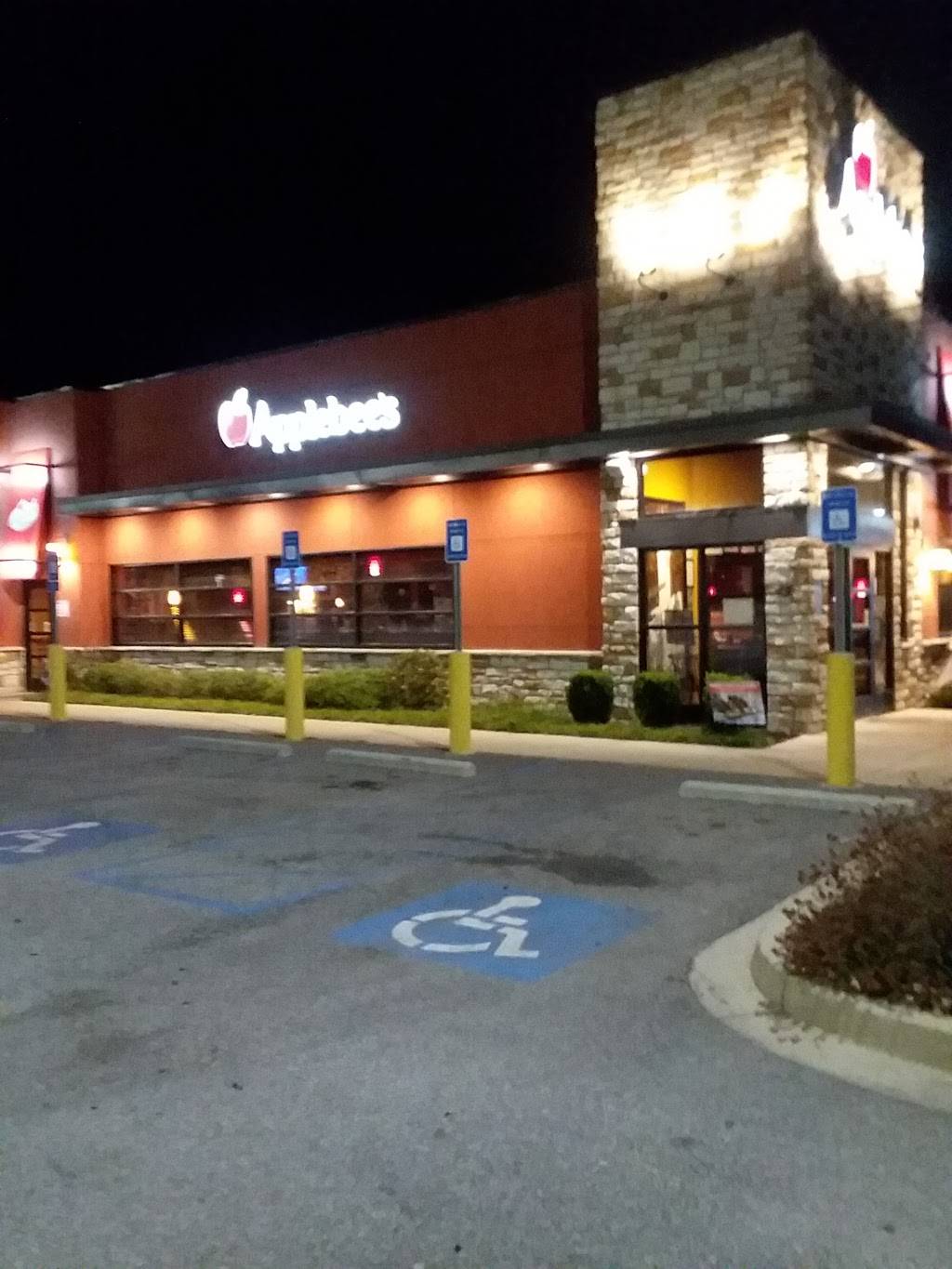 Applebees Grill + Bar | restaurant | 89 Chesser Plantation Ln, Chelsea, AL 35043, USA | 2056788800 OR +1 205-678-8800