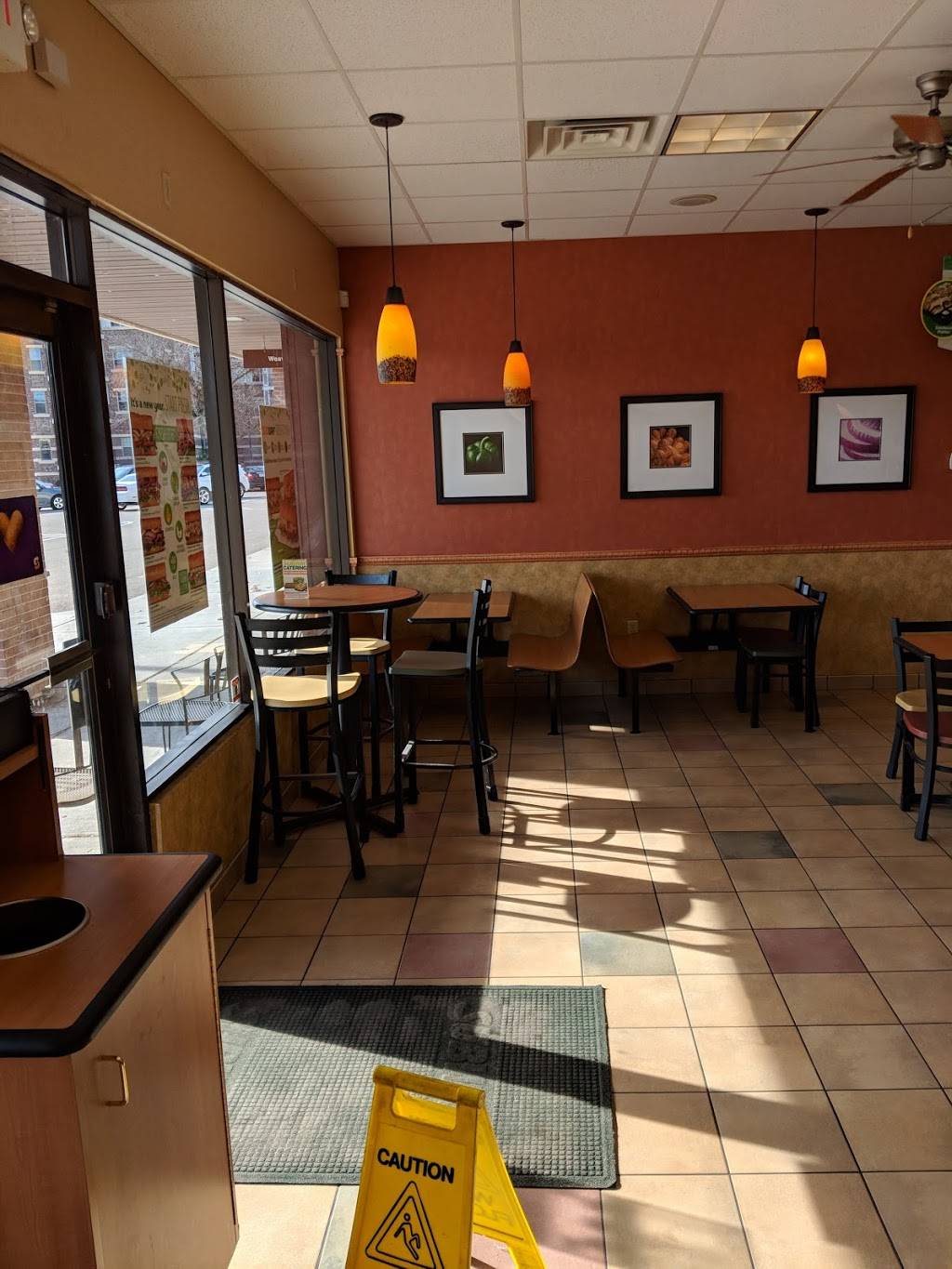 Subway | restaurant | 2522 Allen Blvd, Middleton, WI 53562, USA | 6088367779 OR +1 608-836-7779
