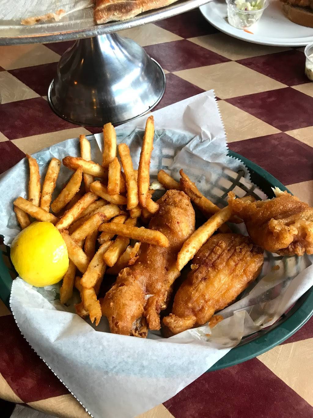 Sisters Restaurant | restaurant | 480 E Railroad Ave, Boca Grande, FL 33921, USA | 9419642002 OR +1 941-964-2002