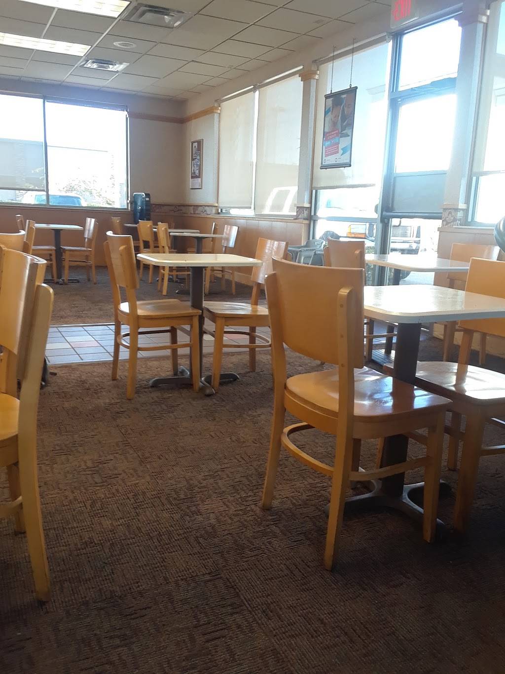 Wendys | restaurant | 2150 Panama Ln, Bakersfield, CA 93307, USA | 6618371882 OR +1 661-837-1882