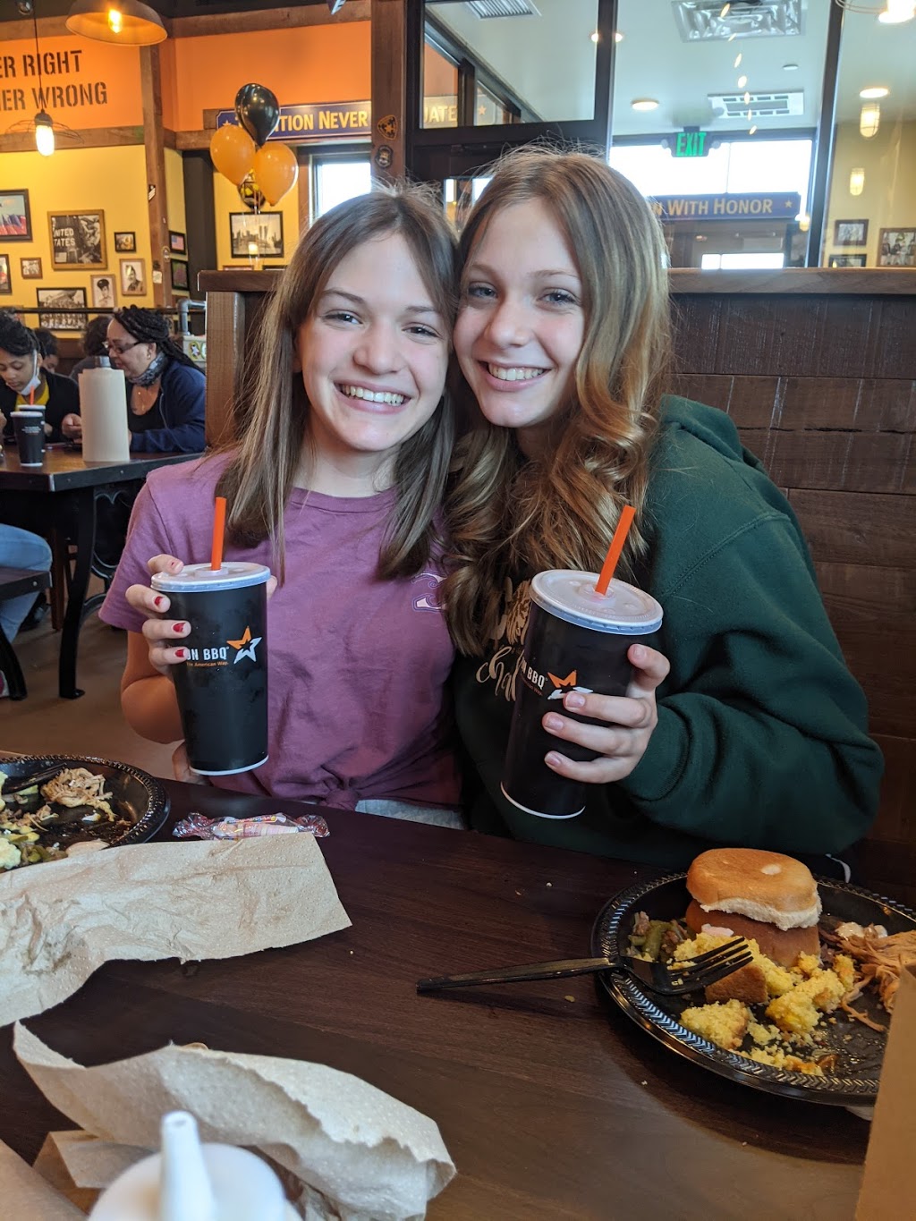 Mission Bbq | restaurant | 5230 N Main St, Mishawaka, IN 46545, USA | 5743553434 OR +1 574-355-3434