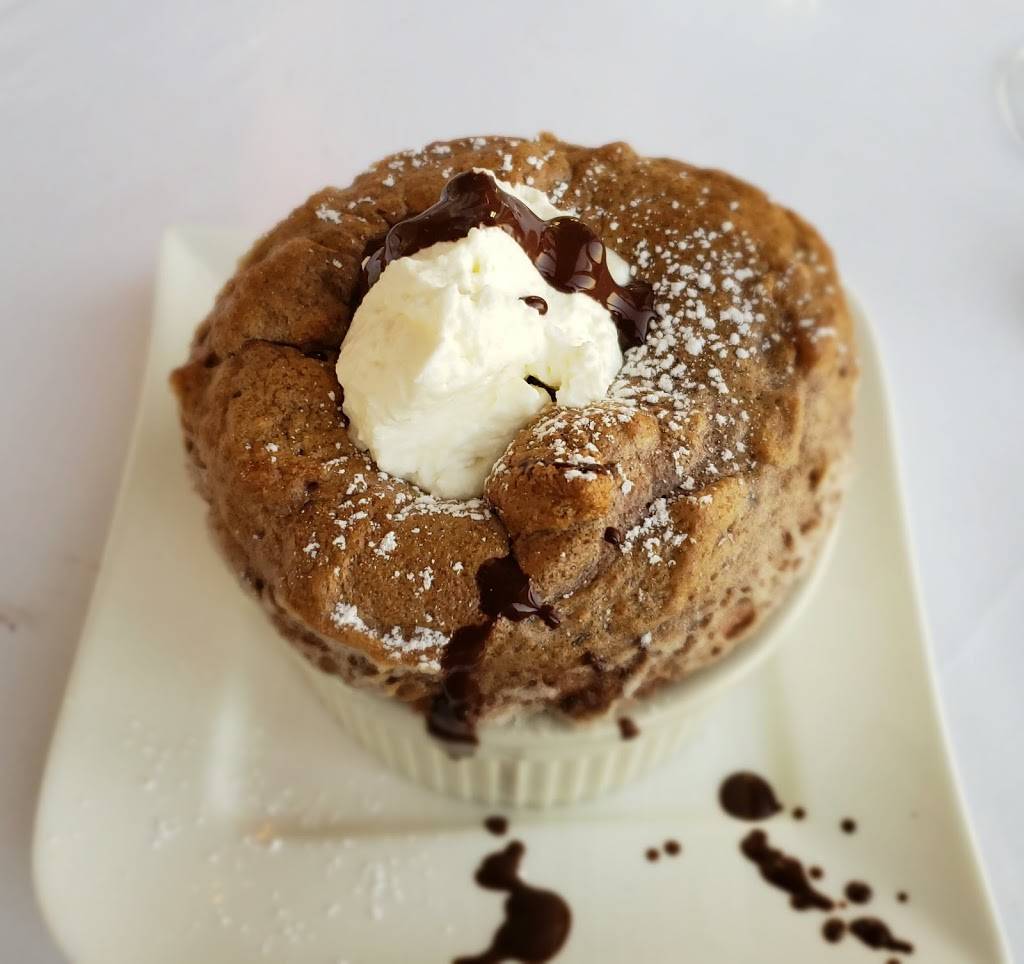 Nikolais Roof | restaurant | Hilton Atlanta, 255 Courtland St NE, Atlanta, GA 30303, USA | 4042216362 OR +1 404-221-6362