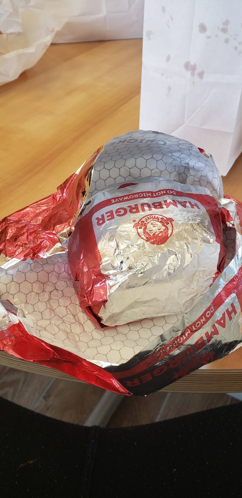 Wendys | restaurant | 25345 Hoover Rd, Warren, MI 48089, USA | 5867587342 OR +1 586-758-7342