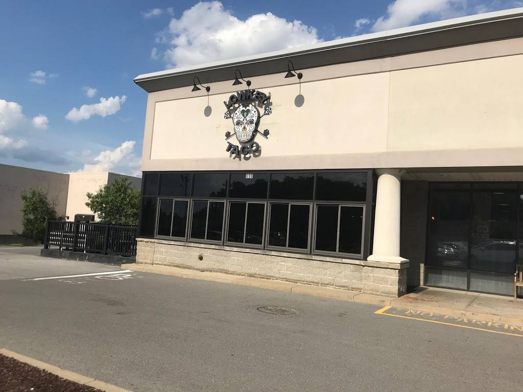 Lowkey Taco | restaurant | 690 Chauvet Dr, Robinson Township, PA 15108, USA | 4122498675 OR +1 412-249-8675