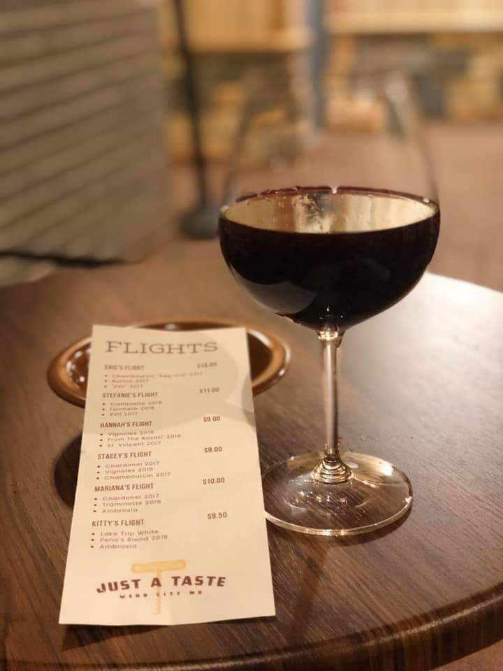 Just A Taste Webb City | restaurant | 105 S Main St, Webb City, MO 64870, USA | 4176739463 OR +1 417-673-9463