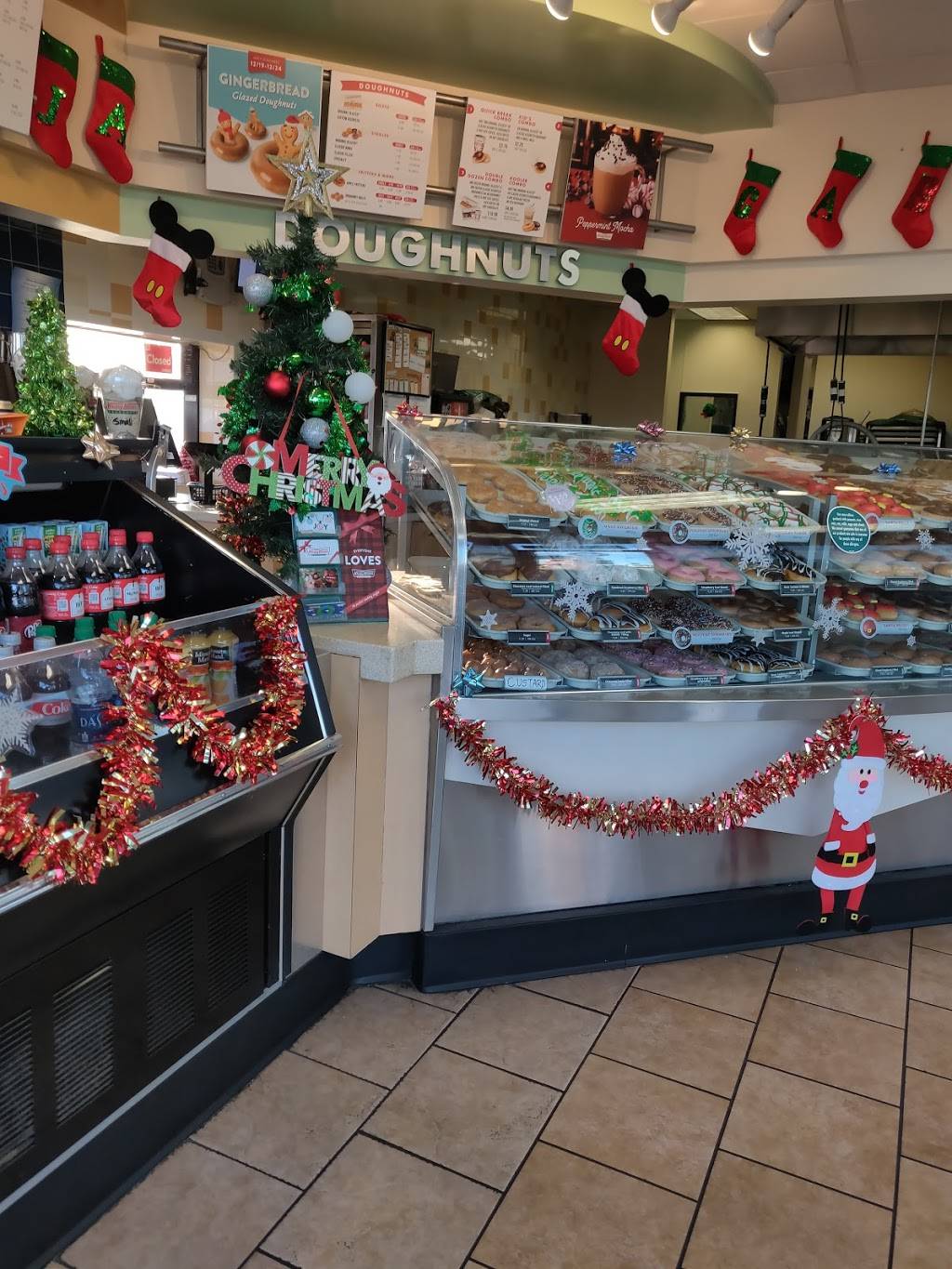 Krispy Kreme | bakery | 3201 W Indian School Rd, Phoenix, AZ 85017, USA | 6022653147 OR +1 602-265-3147