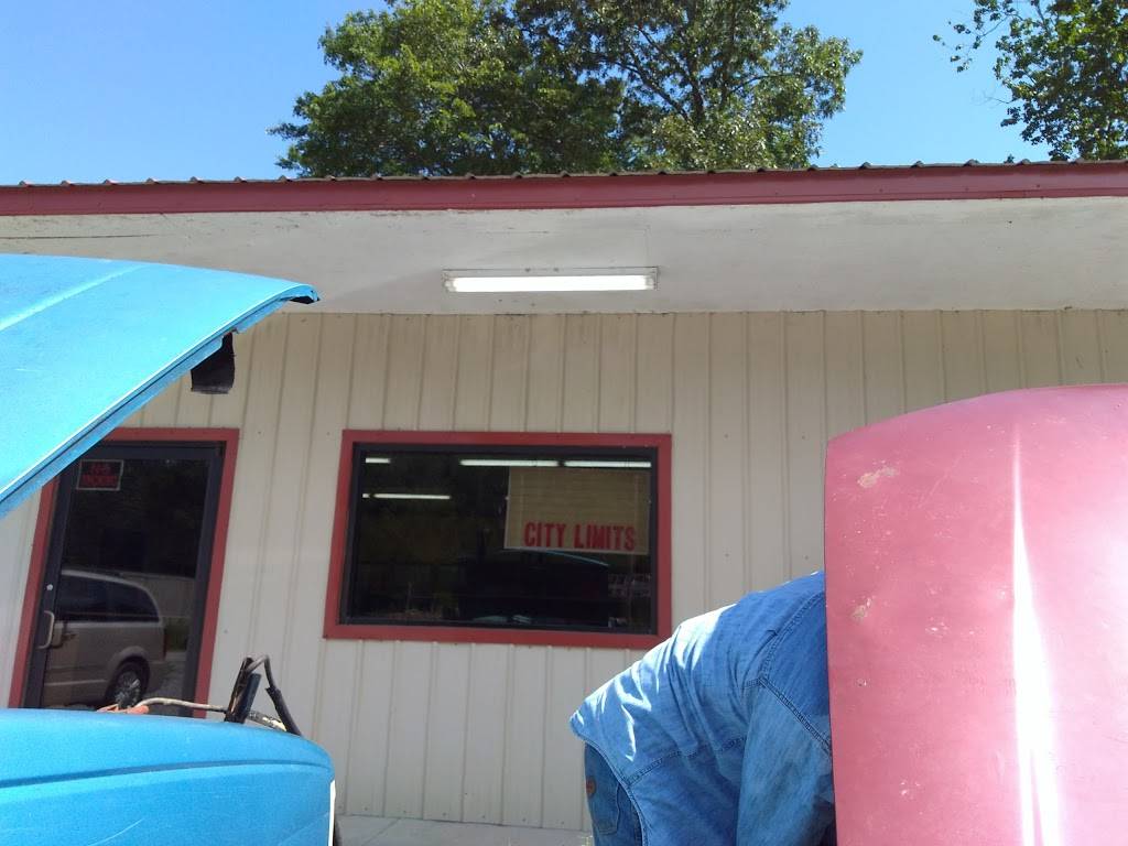 City Limits | restaurant | Tracy City, TN 37387, USA | 9315925500 OR +1 931-592-5500