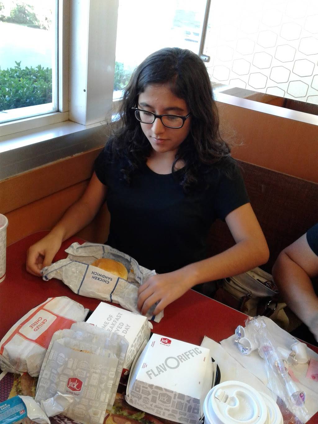 Jack in the Box | restaurant | 3101 S 1st St, Garland, TX 75041, USA | 9722780412 OR +1 972-278-0412