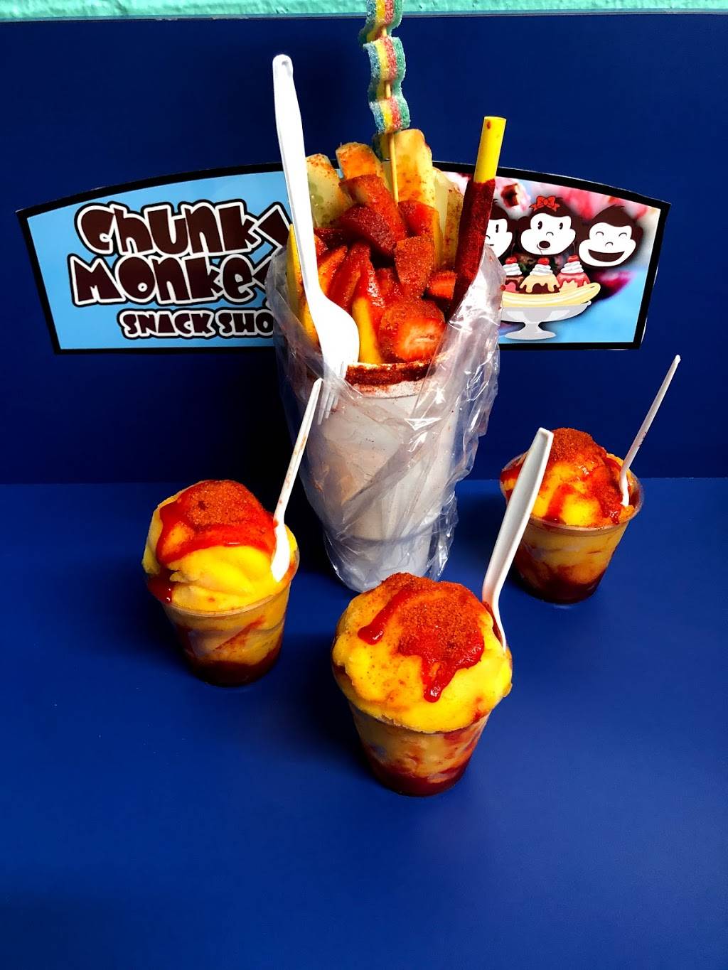 Chunky Monkeys Snack Shop | meal takeaway | 4710 S Hackberry, San Antonio, TX 78223, USA | 2102672514 OR +1 210-267-2514