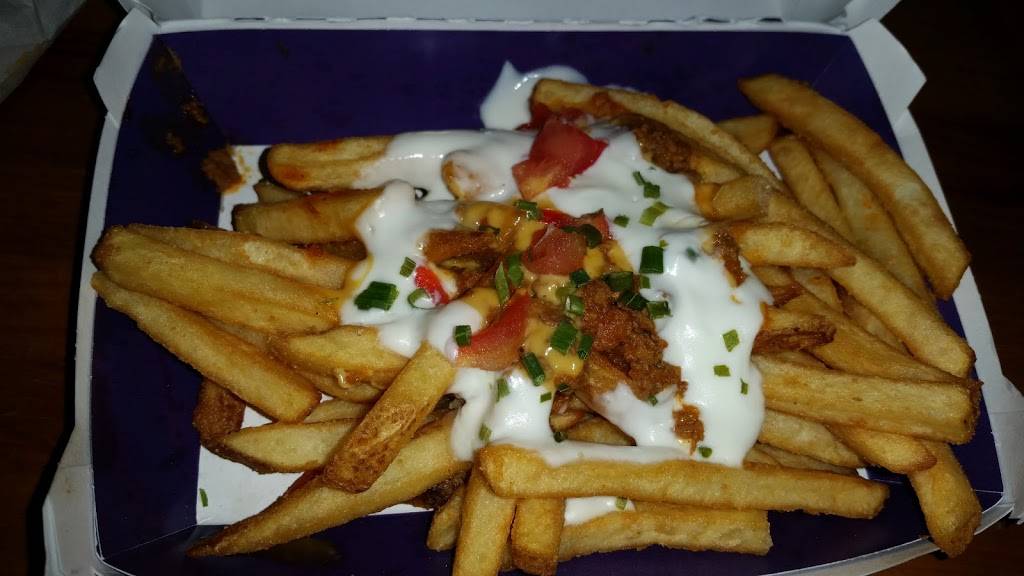 Taco Bell | meal takeaway | 68 King George Rd, Brantford, ON N5W 3C1, Canada | 5197531696 OR +1 519-753-1696