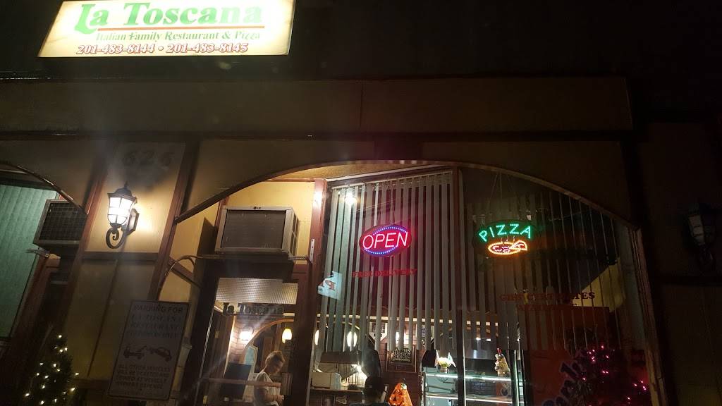 La Toscana Pizza | restaurant | 626 Kinderkamack Rd, River Edge, NJ 07661, USA | 2014838144 OR +1 201-483-8144