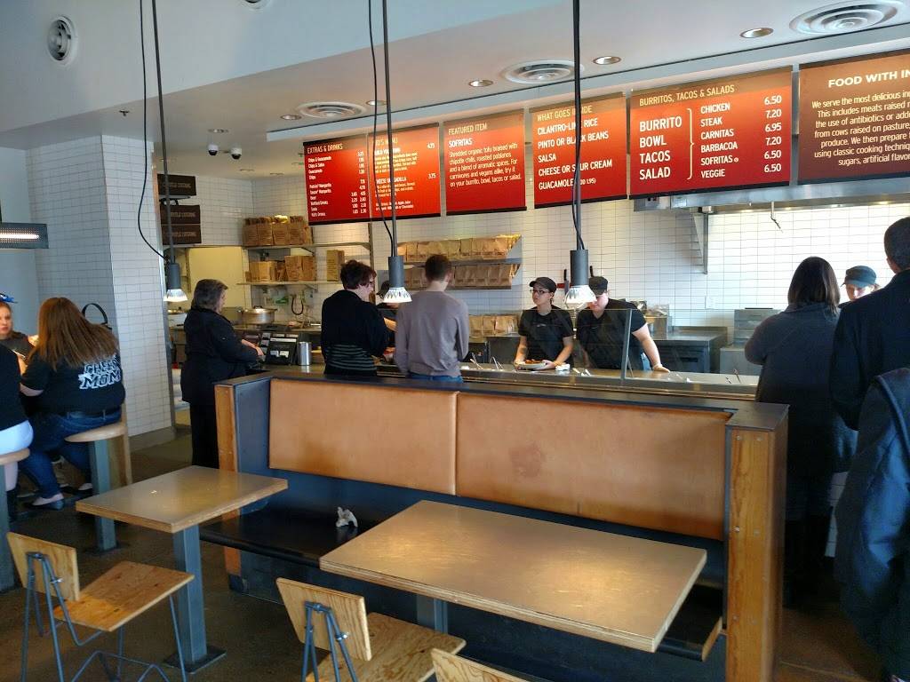 Chipotle Mexican Grill | restaurant | 4130 Tuscarawas St W, Canton, OH 44708, USA | 3304770722 OR +1 330-477-0722