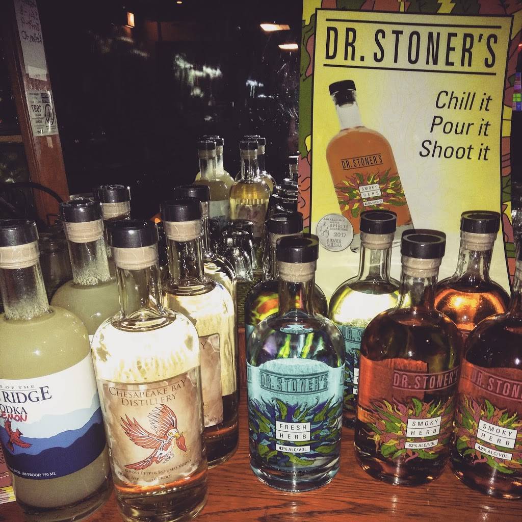 Sneeky Petes | restaurant | 4706 Princess Anne Rd, Virginia Beach, VA 23462, USA | 7574675776 OR +1 757-467-5776