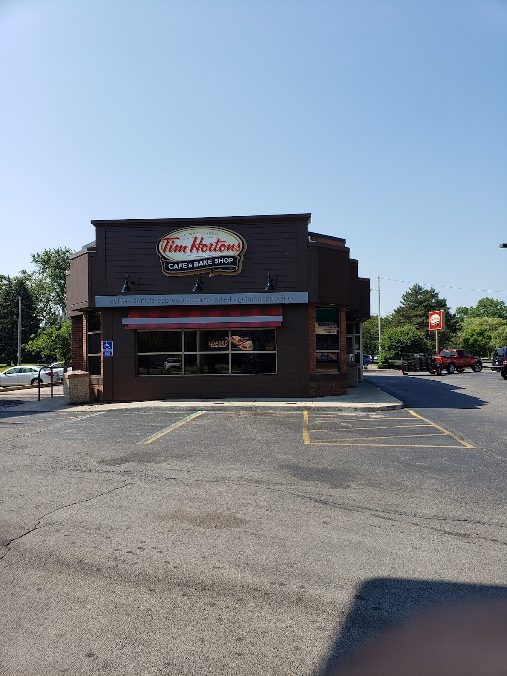 Tim Hortons | restaurant | 4735 Monroe St, Toledo, OH 43623, USA | 4194727002 OR +1 419-472-7002