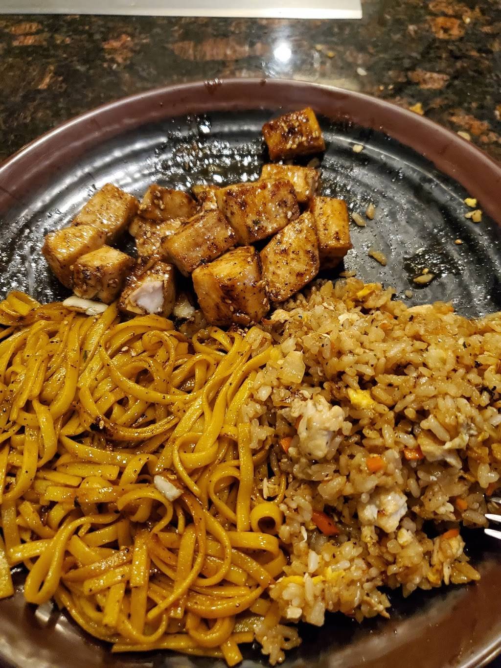 Hokkaido Japanese Steak & Sushi | restaurant | 1818 Lawndale Rd, Saginaw, MI 48638, USA | 9897911688 OR +1 989-791-1688