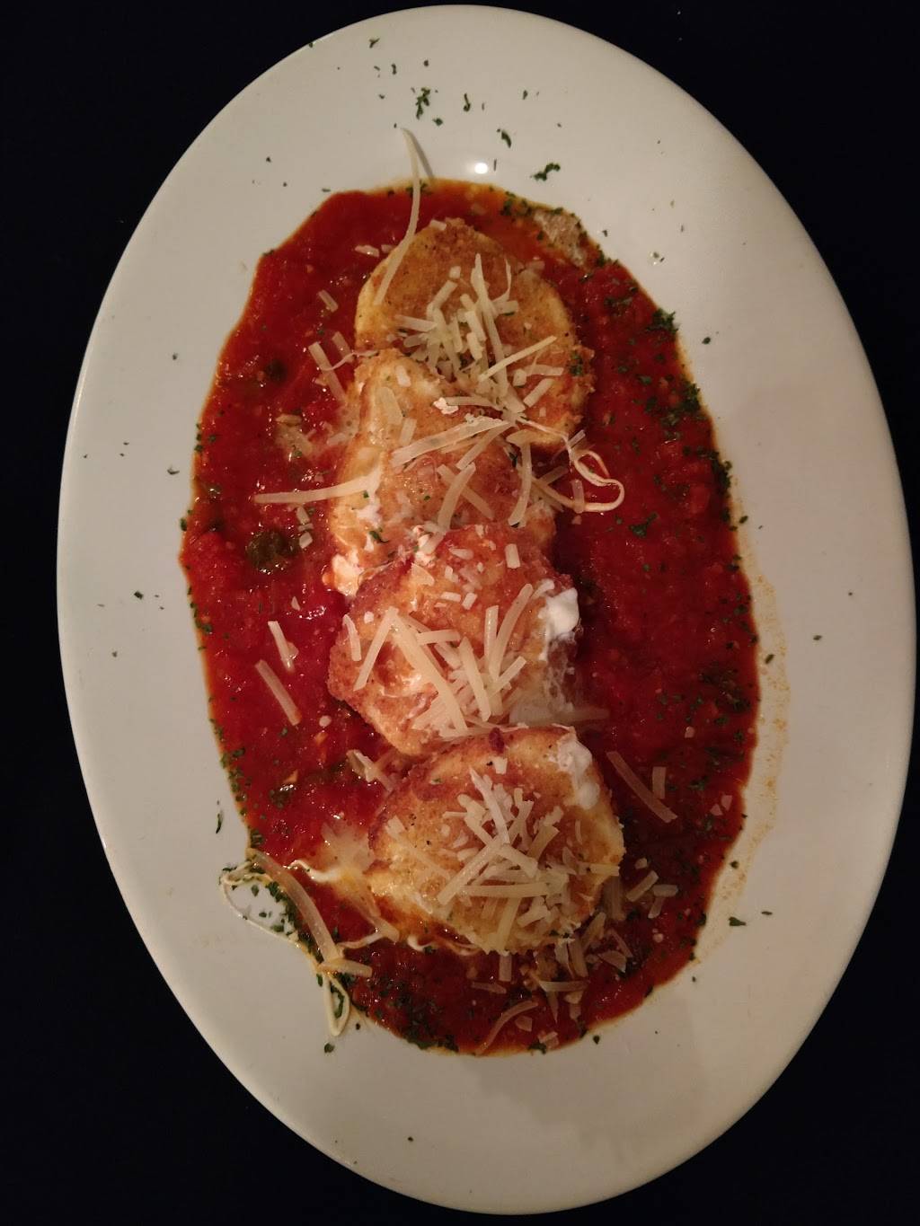 The Dublin | restaurant | 42 E High St, East Hampton, CT 06424, USA | 8603655238 OR +1 860-365-5238