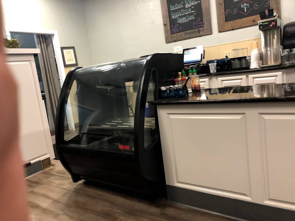 Popos on 6th | restaurant | 11 E 6th St, Tracy, CA 95376, USA | 2098341234 OR +1 209-834-1234