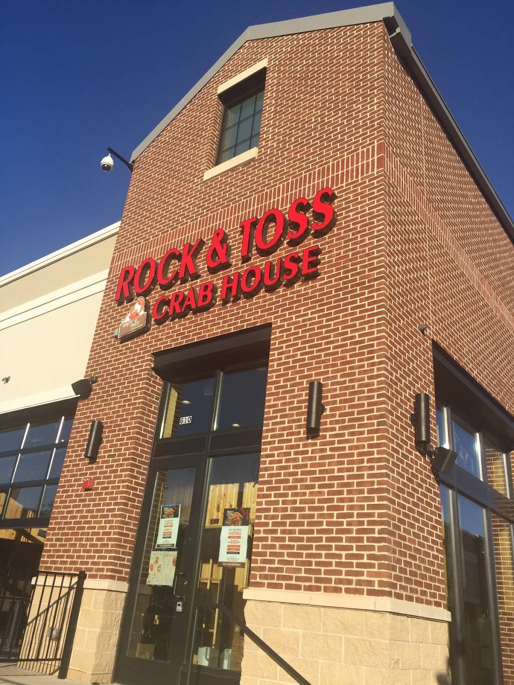 Rock and Toss Crab House | restaurant | 10150 Reisterstown Rd ste 10, Owings Mills, MD 21117, USA | 4103631360 OR +1 410-363-1360