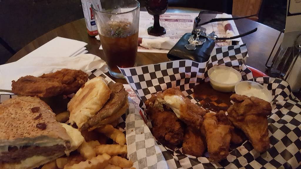 Scottys Bar & Pizza | restaurant | 3921 S Clement Ave, Milwaukee, WI 53207, USA | 4144816060 OR +1 414-481-6060