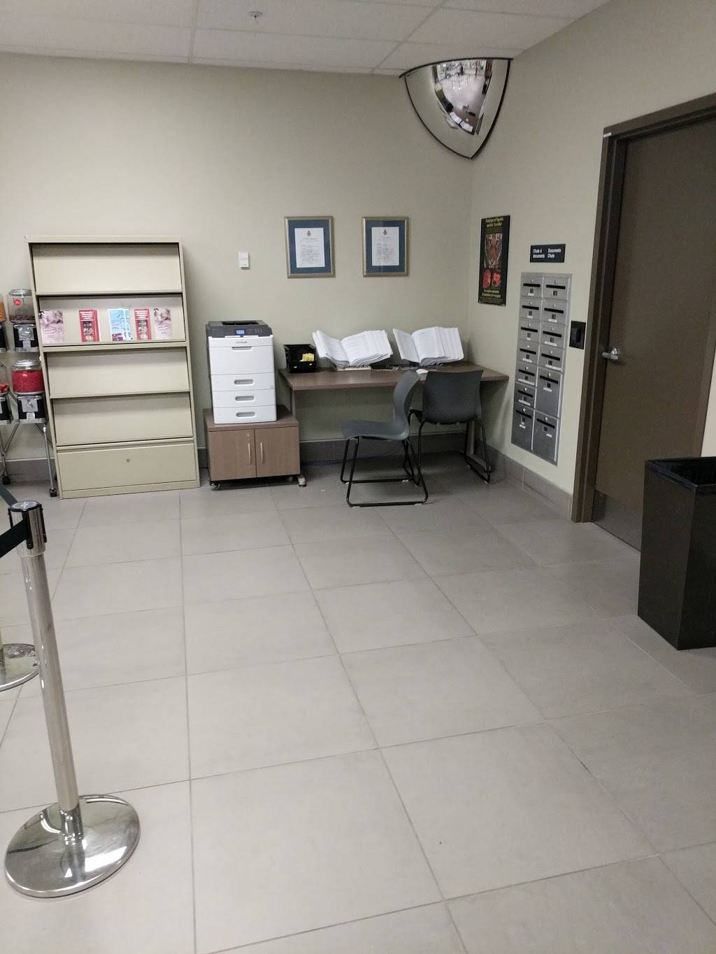 Cafe Cargo | restaurant | 2200 Avenue Reverchon, Pointe-Claire, QC H9P 2S7, Canada | 5145383030 OR +1 514-538-3030