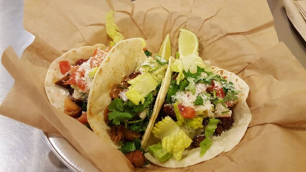 QDOBA Mexican Eats | restaurant | 933 Topsy Ln Suite 420, Carson City, NV 89705, USA | 7752679366 OR +1 775-267-9366