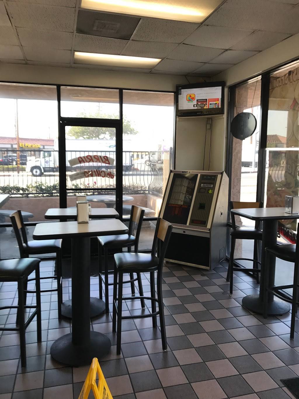 Birrieria Tlaquepaque | restaurant | 10904 Rush St, South El Monte, CA 91733, USA | 6262799191 OR +1 626-279-9191