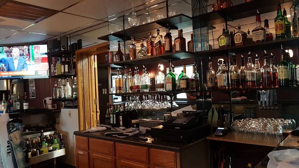 Vivere Italian Restaurant | restaurant | 1000 E Rawson Ave, Oak Creek, WI 53154, USA | 4145745128 OR +1 414-574-5128