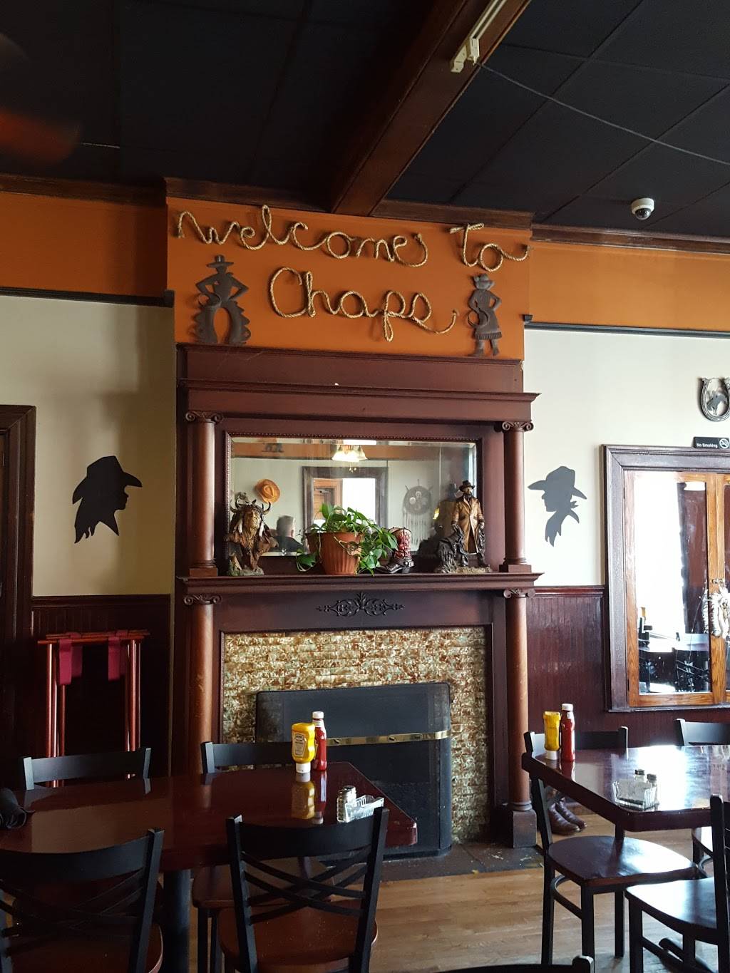 Chaps | restaurant | 23084 E Main St, Armada, MI 48005, USA | 5867844500 OR +1 586-784-4500