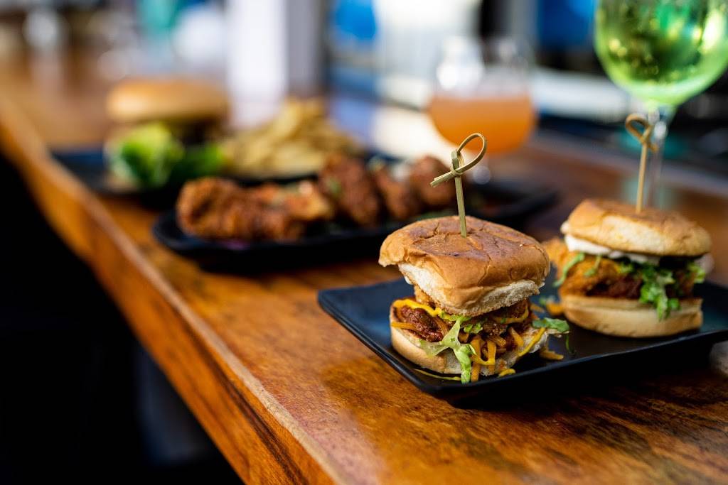 Solstice Restaurant & Bar | restaurant | 1980 Union St, San Francisco, CA 94123, USA | 4158298650 OR +1 415-829-8650