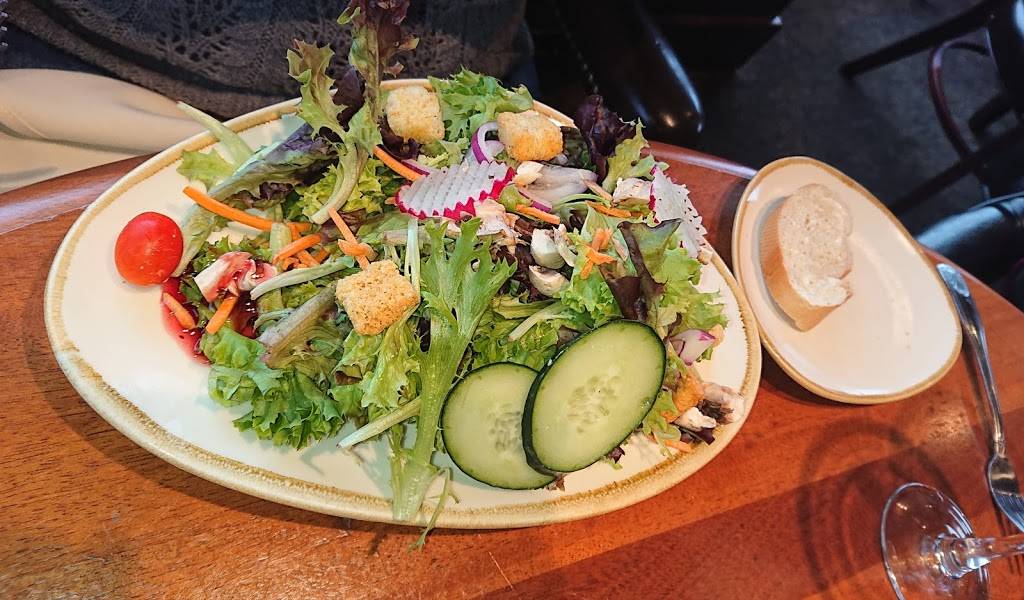 C.I. Shenanigans | restaurant | 3017 Ruston Way, Tacoma, WA 98402, USA | 2537528811 OR +1 253-752-8811