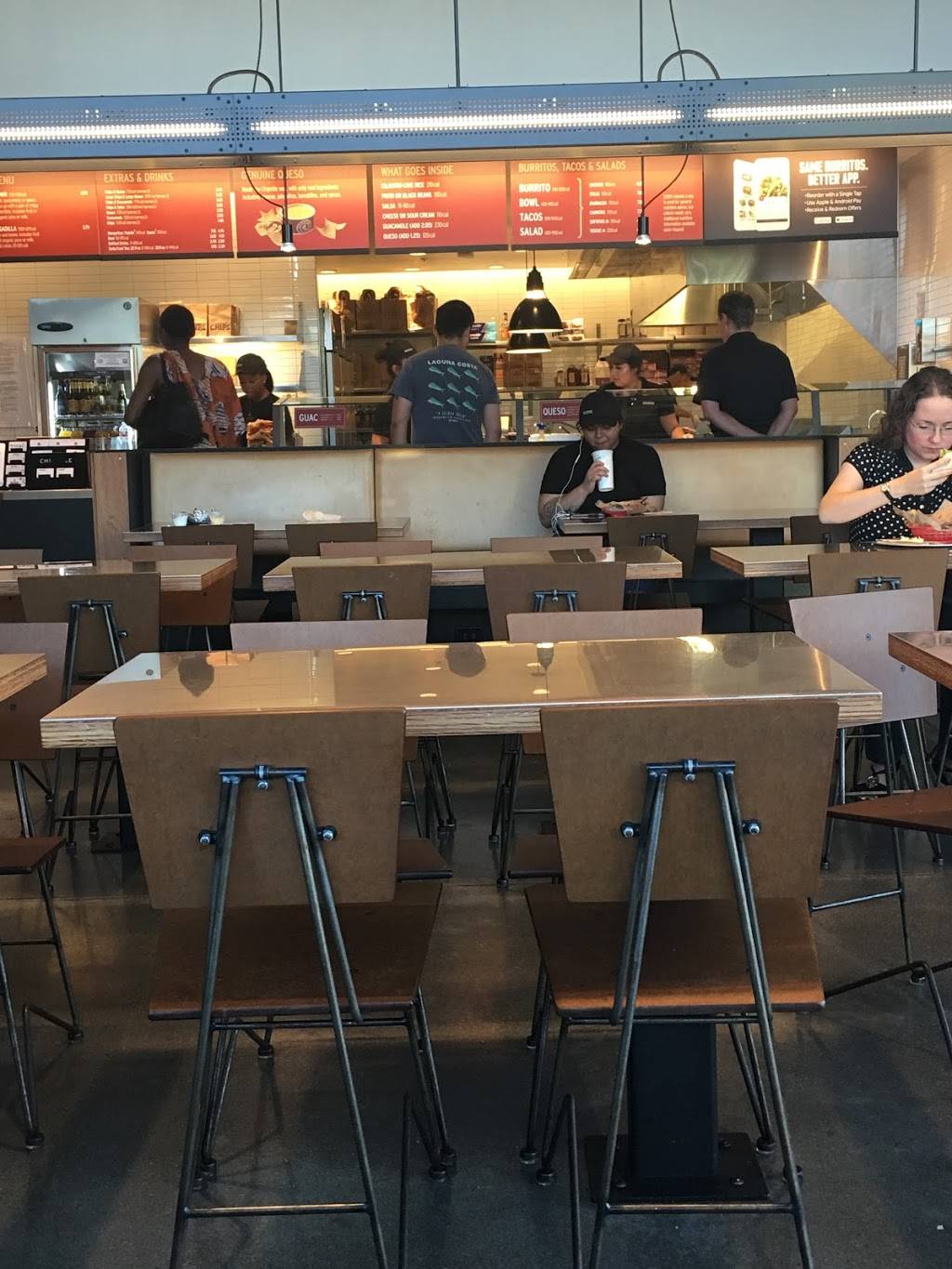 Chipotle Mexican Grill | restaurant | 12747 Midway Rd, Dallas, TX 75244, USA | 9722472837 OR +1 972-247-2837
