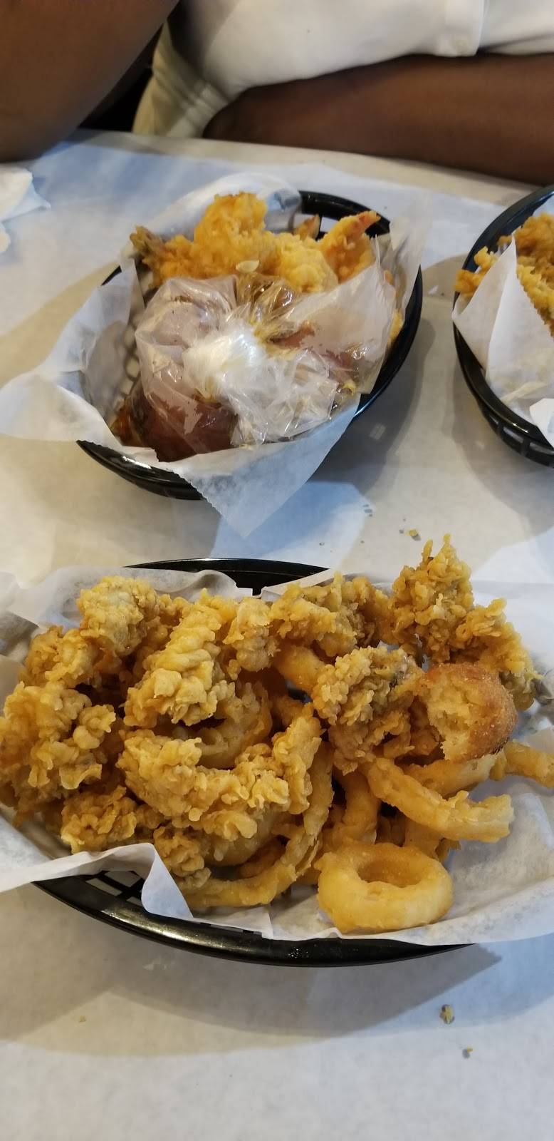 Tasty Crab House | restaurant | 7800 Rivers Ave Ste # 1840, North Charleston, SC 29406, USA | 8437972299 OR +1 843-797-2299