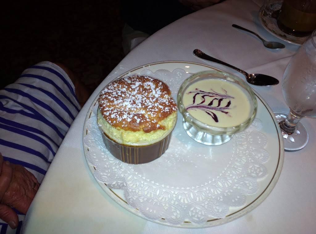 Swiss Lakewood | restaurant | 5055 W Lake Blvd, Homewood, CA 96141, USA | 5305255211 OR +1 530-525-5211