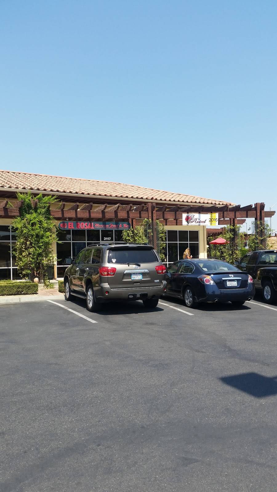 El Rosal | Bar & Grill | restaurant | 3117 W Noble Ave, Visalia, CA 93277, USA | 5597490542 OR +1 559-749-0542