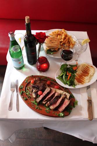 Talias Steakhouse and Bar | restaurant | 668 Amsterdam Ave, New York, NY 10025, USA | 2125803770 OR +1 212-580-3770
