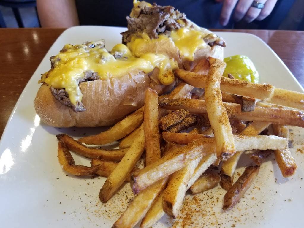 Phillys Sports Bar & Grill | restaurant | 1805 E Elliot Rd Unit 105, Tempe, AZ 85284, USA | 4806590870 OR +1 480-659-0870