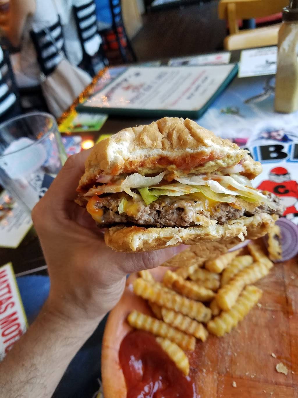 Chubbyz Sports Tavern & Grill | restaurant | 4109 Tamiami Trail, Port Charlotte, FL 33952, USA | 9416130002 OR +1 941-613-0002