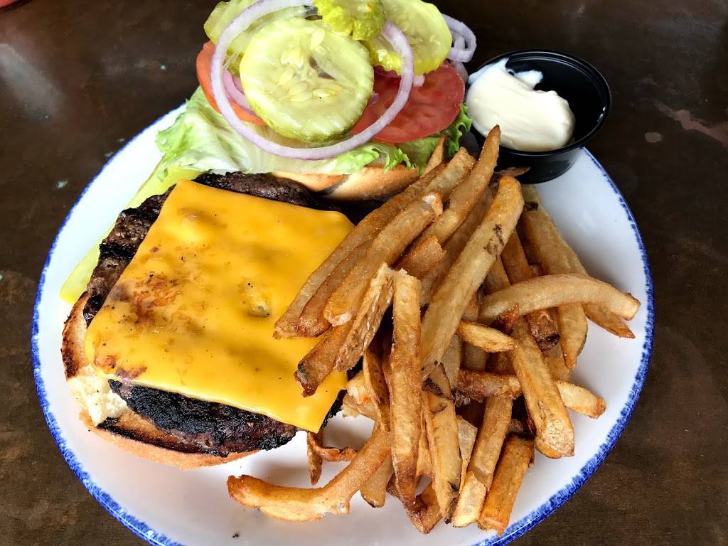 The Harmony Inn | restaurant | 230 Mercer St, Harmony, PA 16037, USA | 7244525124 OR +1 724-452-5124