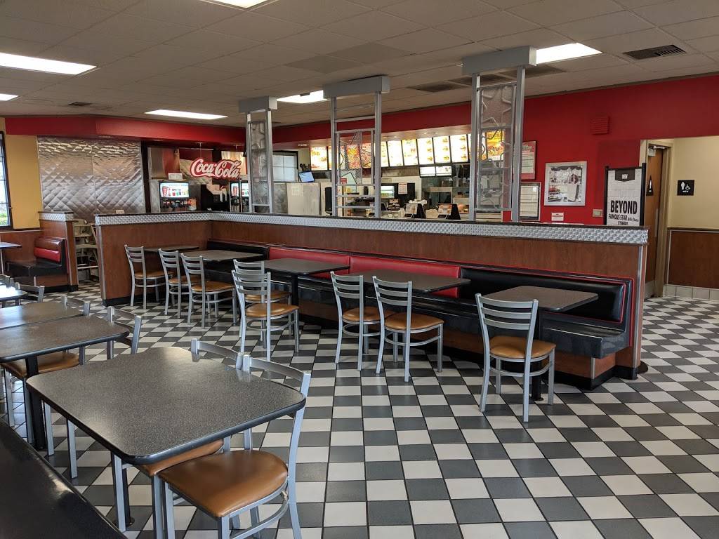 Carls Jr. | restaurant | 949 Sierra St, Kingsburg, CA 93631, USA | 5598978719 OR +1 559-897-8719