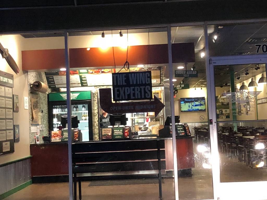 Wingstop | restaurant | 7088C Charlotte Pike, Nashville, TN 37209, USA | 6153520088 OR +1 615-352-0088
