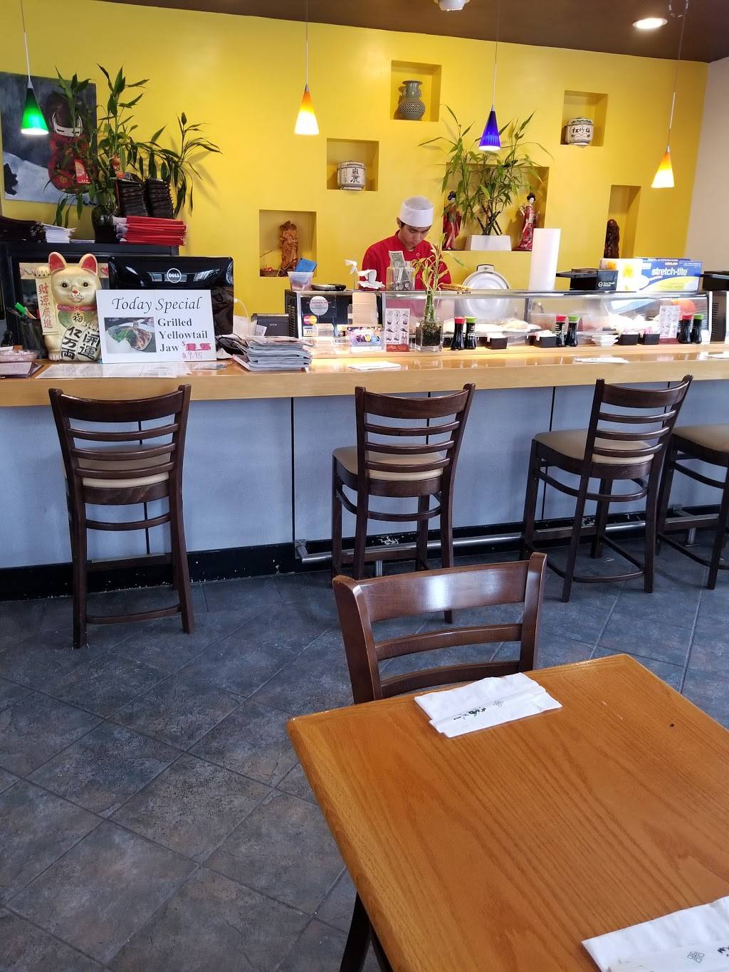 Nagoya Sushi | restaurant | 402 King Farm Blvd suite # 130, Rockville, MD 20850, USA | 3019906778 OR +1 301-990-6778