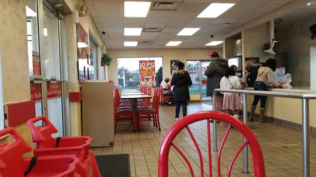 KFC | restaurant | 6101 Greenbelt Rd, Berwyn Heights, MD 20740, USA | 3014749664 OR +1 301-474-9664