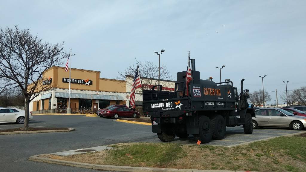 MISSION BBQ | restaurant | 5506 Cherrywood Ln, Greenbelt, MD 20770, USA | 2405429200 OR +1 240-542-9200