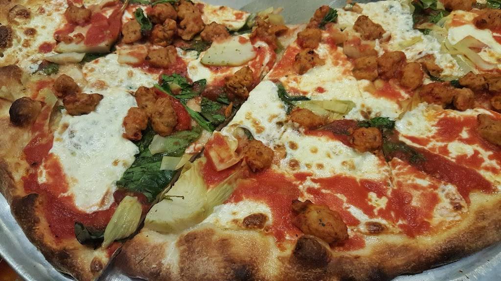 Grimaldis Pizzeria | restaurant | 8060 Park Lane North Suite 105, Dallas, TX 75231, USA | 2149871173 OR +1 214-987-1173