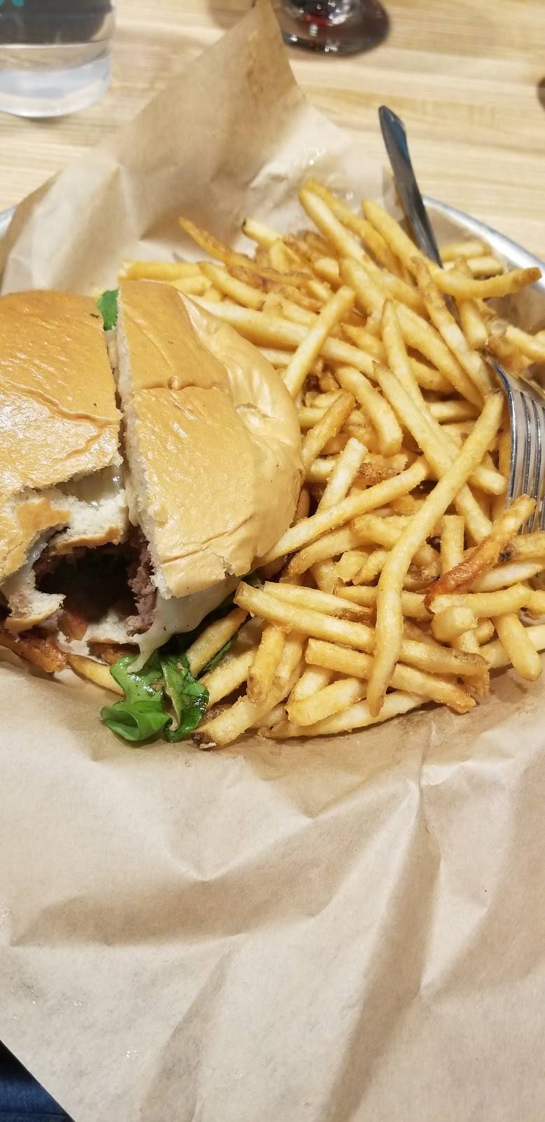 Grub Kitchen + Bar | restaurant | 3101 Heritage Trace Pkwy Suite 101, Fort Worth, TX 76177, USA | 6822040111 OR +1 682-204-0111