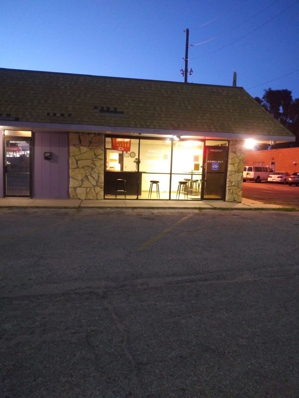 Morris St Carry Out | restaurant | 1712 E Morris St, Wichita, KS 67211, USA | 3166917392 OR +1 316-691-7392