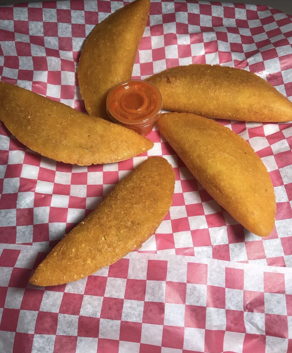 Las Ricuras Del Jala Jala | restaurant | 4577 Executive Dr, Naples, FL 34119, USA | 2392729766 OR +1 239-272-9766