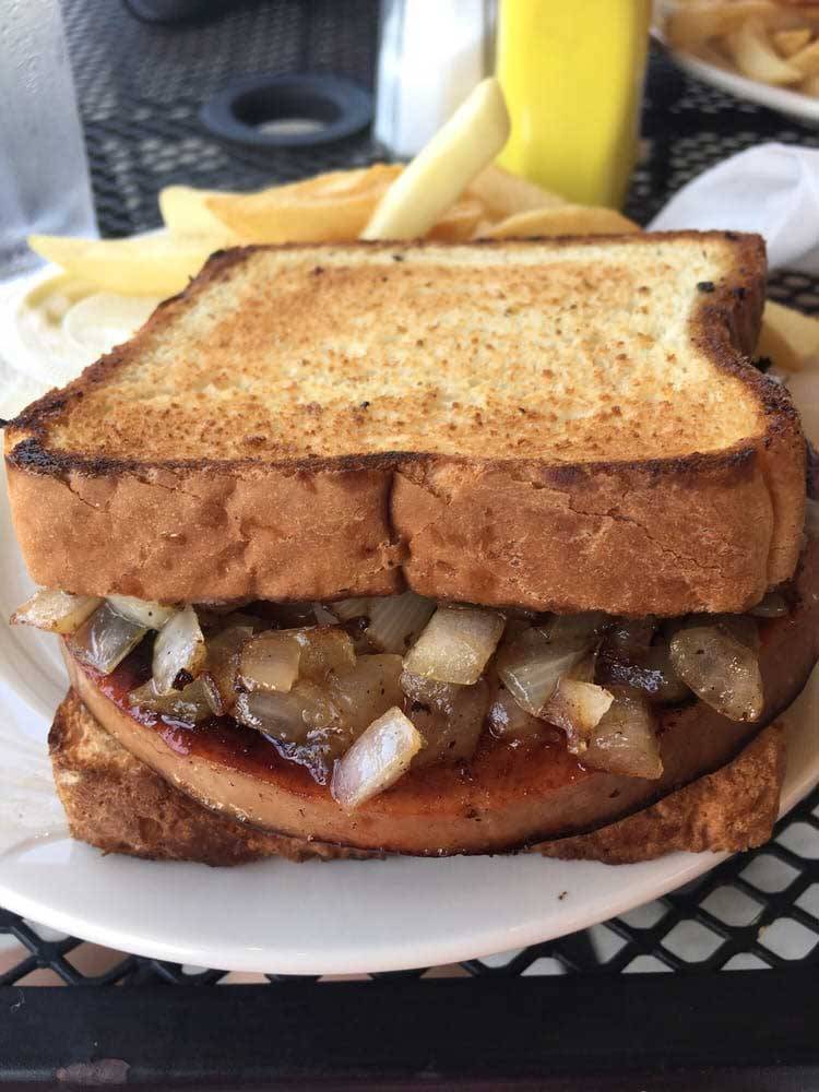 Tewksbury Lodge | restaurant | 249 Ohio St, Buffalo, NY 14204, USA | 7168402866 OR +1 716-840-2866