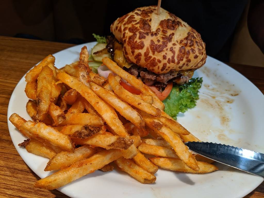 Dennys | restaurant | 55 Jr Rd, Selma, NC 27576, USA | 9199653275 OR +1 919-965-3275