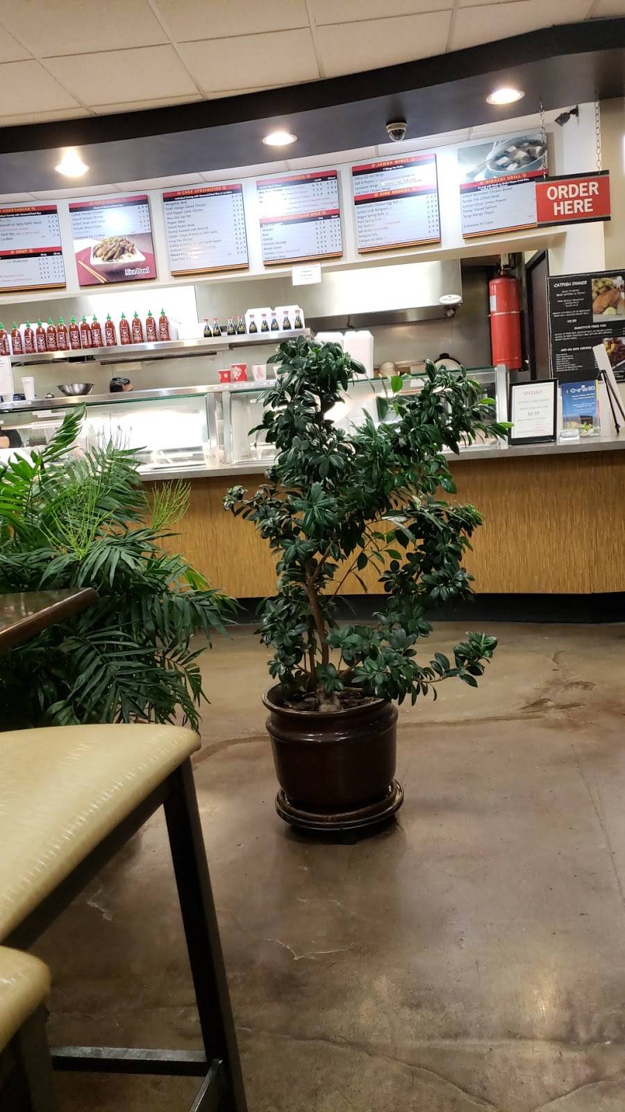 China Go Grill | restaurant | 1230 S Rock Rd, Wichita, KS 67207, USA | 3166528889 OR +1 316-652-8889